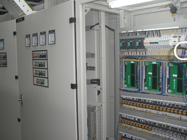 BIGC GREEN SQUARE DDC CHILLER- KMC CONTROLS-USA by gee.com.vn.JPG